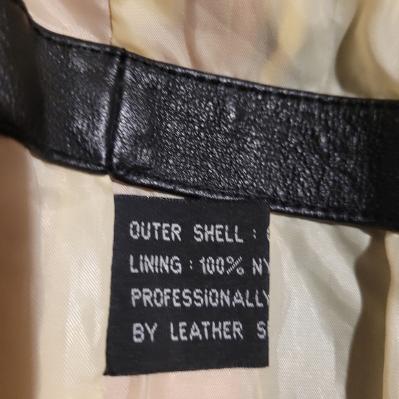 Leather Biker Vest by Beyond Leather - Picture 5 of 14